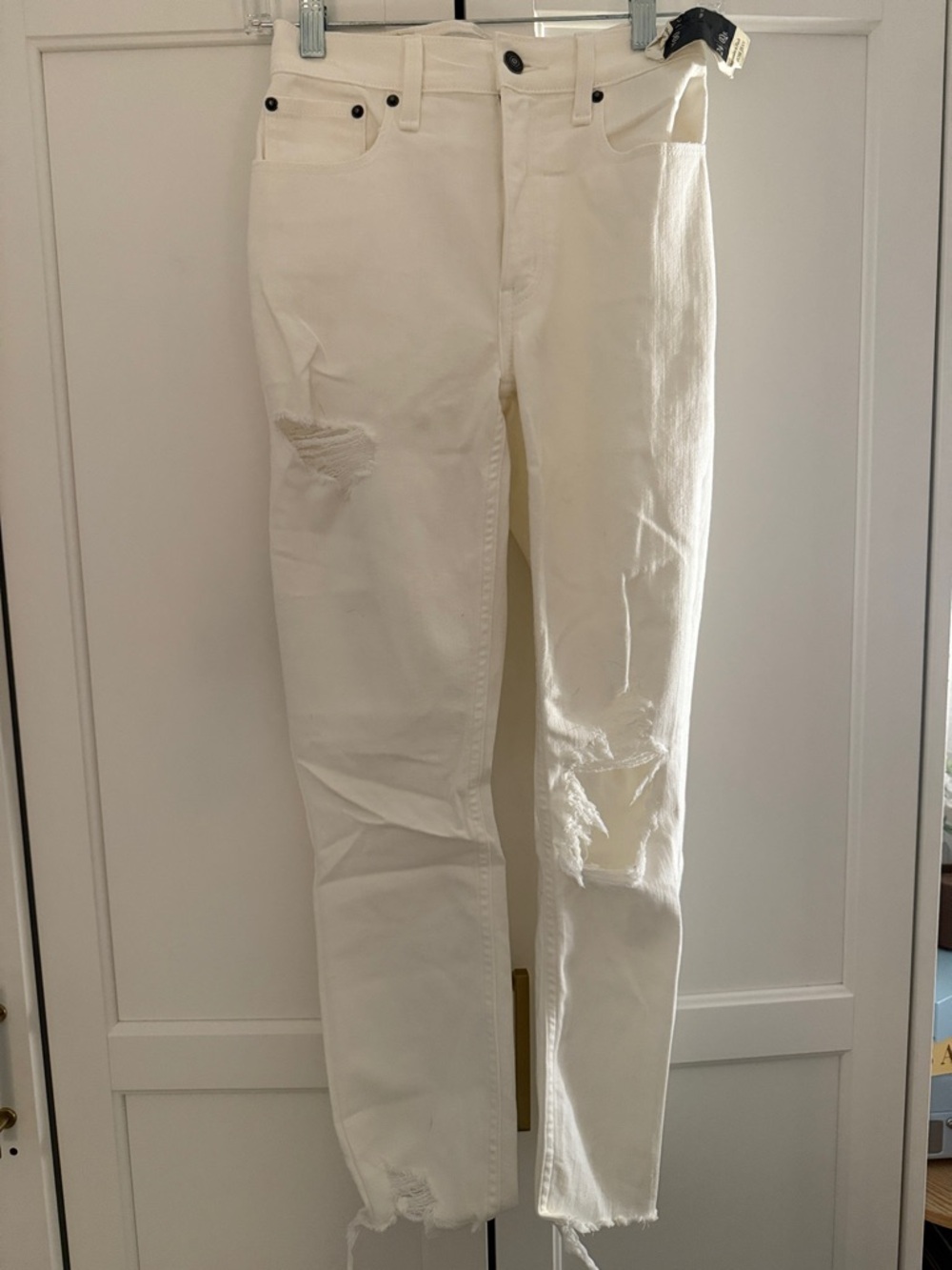 Abercrombie & Fitch White Mom Jeans